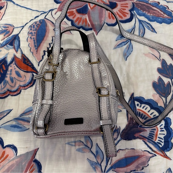 Fossil Backpack - Picture 2 of 4